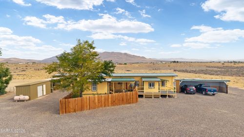 4555 Paradise Ranchos Dr, Winnemucca, NV, 89445-9644 | Card Image