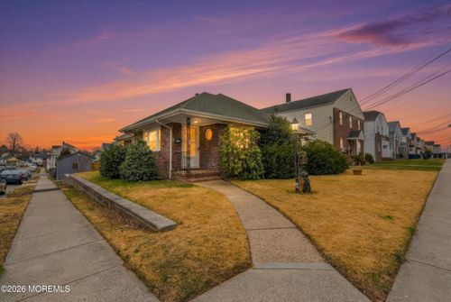 654 Colgate Ave, Perth Amboy, NJ, 08861-2322 | Card Image