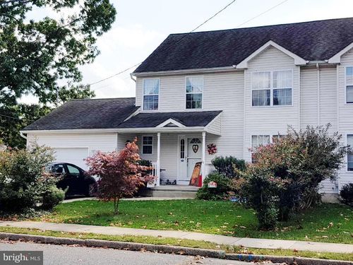209 Laurel Ave, GLASSBORO, NJ, 08028-2214 | Card Image