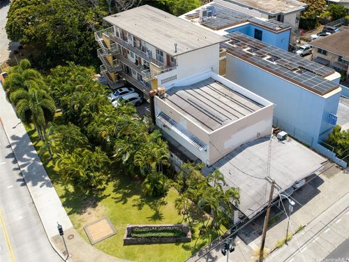 3154 Waialae Ave, Honolulu, HI, 96816-1536 | Card Image