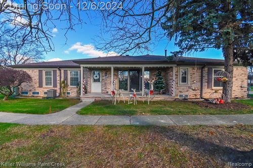 49121 Conway, Shelby Twp, MI, 48315 | Card Image