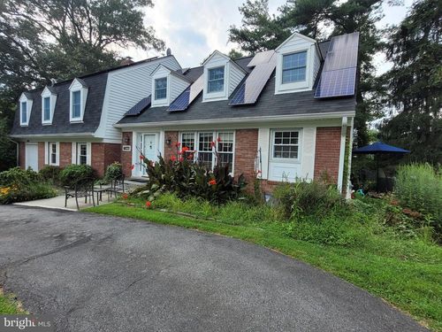 4401 Flower Valley Dr, ROCKVILLE, MD, 20853-1813 | Card Image