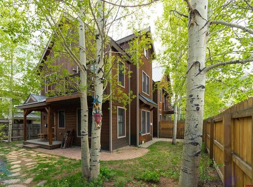 825 Whiterock Ave, Crested Butte, CO, 81224-9673 | Card Image