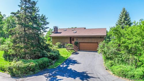 4 Bellview Dr, Valley Cottage, NY, 10989-1228 | Card Image