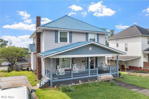 915 Clark St, Cambridge, OH, 43725-1631 | Card Image