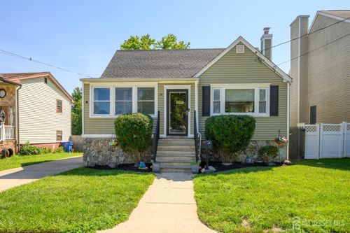 14 Marie St, South River, NJ, 08882-1725 | Card Image