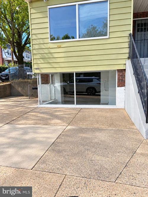ground-level-5862 Belair Road, BALTIMORE, MD, 21206 | Card Image