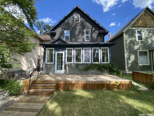 715 Dufferin Avenue, Saskatoon, SK, S7N1C3 | Card Image