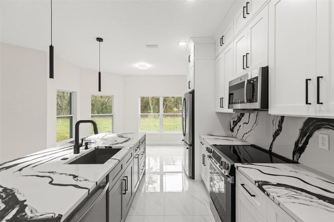 10262 Maybird Ave, House other with 3 bedrooms, 2 bathrooms and null parking in WEEKI WACHEE FL | Image 19
