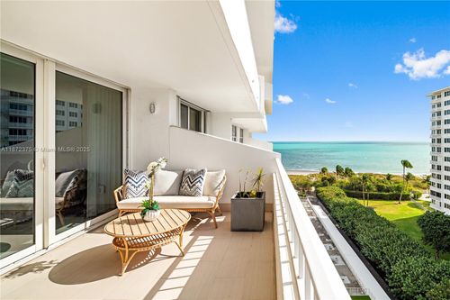 apt-1005-199 Ocean Lane Dr, Key Biscayne, FL, 33149-1652 | Card Image