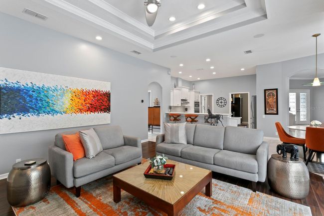 17807 Arbor Greene Dr, House other with 5 bedrooms, 3 bathrooms and null parking in TAMPA FL | Image 17