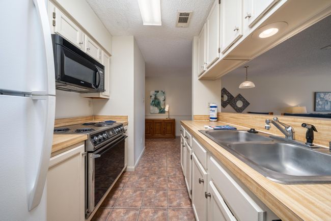 UNIT-5D - 5371 Central Ave, Home with 2 bedrooms, 2 bathrooms and null parking in Hot Springs AR | Image 12
