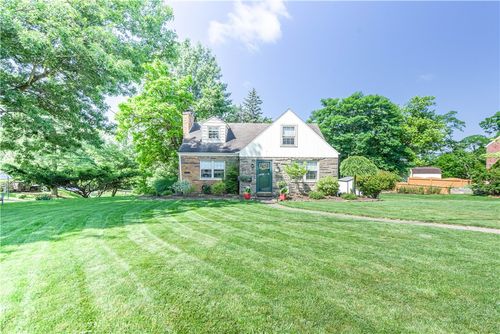 2688 Summit St, Bethel Park, PA, 15102-2026 | Card Image