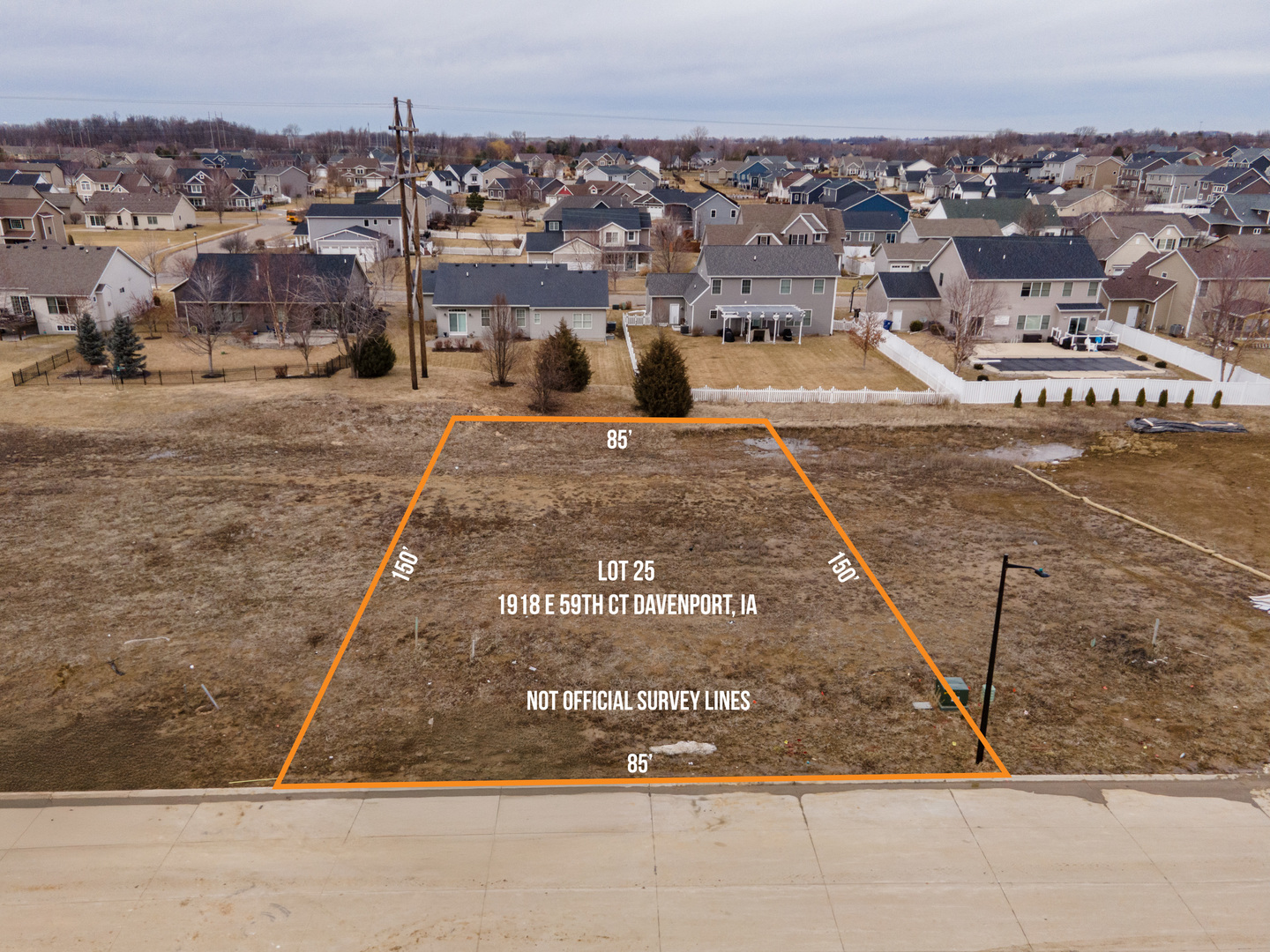 Land in Davenport
