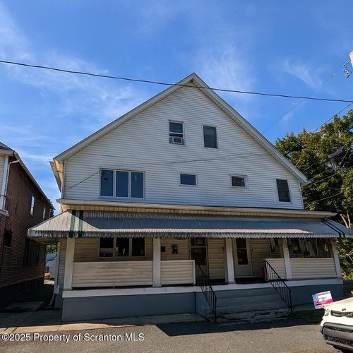 2135-2133-2135 Jackson St, Scranton, PA, 18504-1658 | Card Image