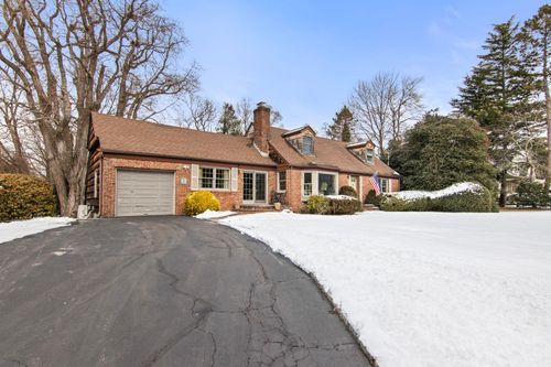 34 Conscience Cir, Setauket, NY, 11733-3106 | Card Image