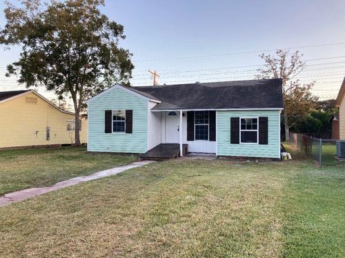 5 Colburn Ave, Orange, TX, 77630-2465 | Card Image