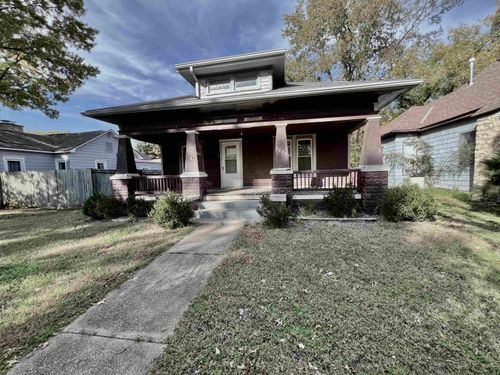 1204 E 11th Ave, Winfield, KS, 67156-3909 | Card Image