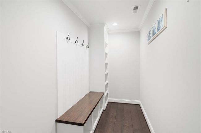 Mudroom | Image 40