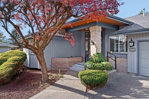 9718 W Masters Ln, Cheney, WA, 99004-9618 | Card Image