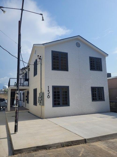 2-136 W Chimes St, Baton Rouge, LA, 70802-7905 | Card Image