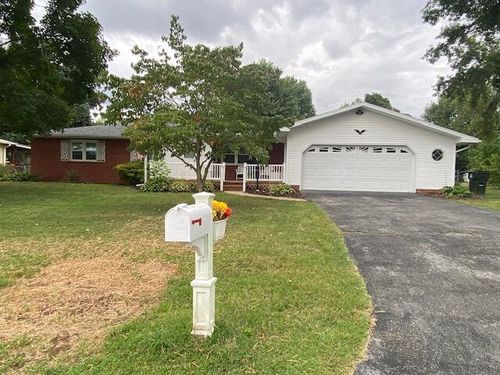 906 W Pearl St, Aurora, MO, 65605-2824 | Card Image