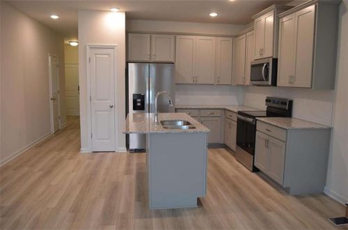 4261 Notting Hill Dr Sw, Atlanta, GA, 30331-6921 | Card Image