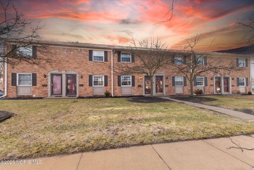 apt-2-4854 Wickford Dr E, Sylvania, OH, 43560-3372 | Card Image