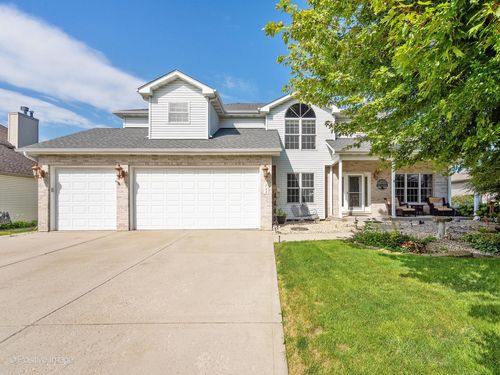 713 Joanne Dr, Minooka, IL, 60447-4518 | Card Image