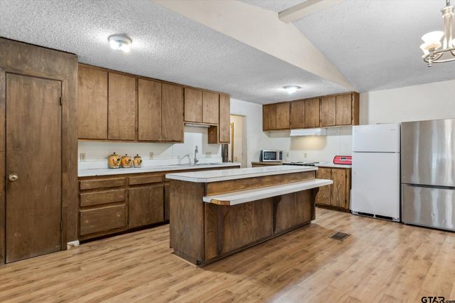 13386 Fm 858, House other with 3 bedrooms, 2 bathrooms and null parking in Ben Wheeler TX | Image 17