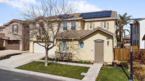 5282 Fern Ridge Cir, Discovery Bay, CA, 94505-2611 | Card Image