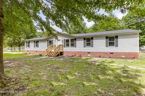 567 Briarneck Rd, Jacksonville, NC, 28540-8731 | Card Image