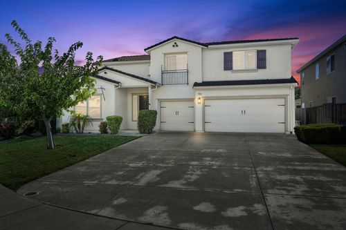 3825 Big Bear St, West Sacramento, CA, 95691-5489 | Card Image