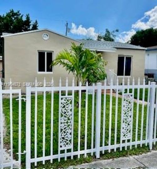 510 Nw 47th St, Miami, FL, 33127-2453 | Card Image