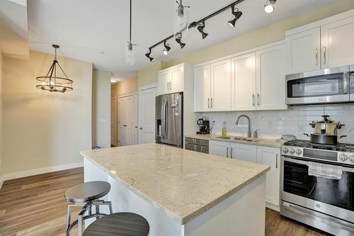 603-11077 Ravine Rd, Surrey, BC, V3T0R7 | Card Image