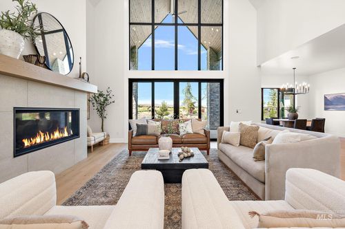 3402 N Mayberry Way, Eagle, ID, 83616-1079 | Card Image