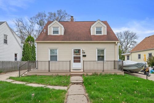 2617 S 99th Street, WEST ALLIS, WI, 53227 | Card Image