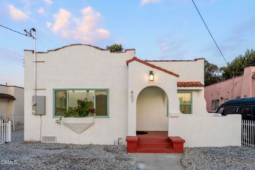807 N Chester Ave, Compton, CA, 90221-2103 | Card Image