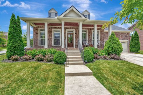 607 Beamon Dr, Franklin, TN, 37064-1872 | Card Image