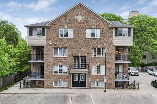 37e-12 Holborn Drive, Kitchener, ON, N2A0A4 | Card Image