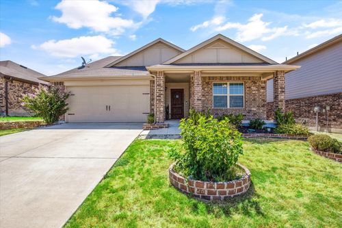 2929 Spotted Fawn Dr, Fort Worth, TX, 76108-1438 | Card Image