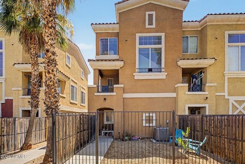 41-2450 W Glenrosa Ave, Phoenix, AZ, 85015-4826 | Card Image