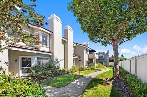 352 Fallingstar, Irvine, CA, 92614-7570 | Card Image