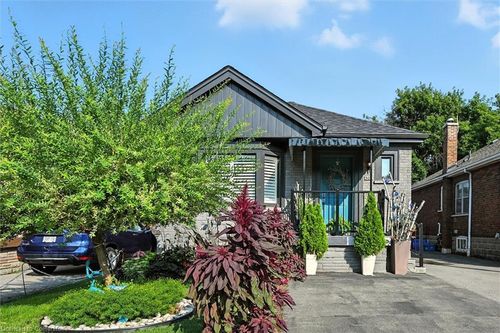 507 Upper James St, Hamilton, ON, L9C2X9 | Card Image