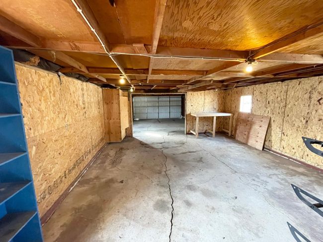 421 W Van Dusen St, House other with 5 bedrooms, 2 bathrooms and null parking in Springfield MN | Image 55