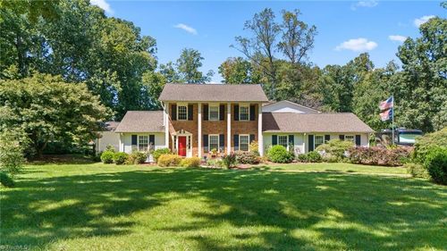 4 Kempton Dr, Greensboro, NC, 27406-9339 | Card Image