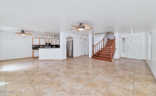 7775 N 57th Ave, Glendale, AZ, 85301-7868 | Card Image