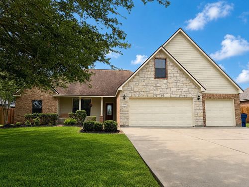 1448 S Bluebonnet Ln, Angleton, TX, 77515-2941 | Card Image