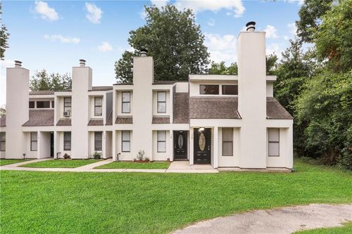 120 Saint Croix Dr, Mandeville, LA, 70448-4767 | Card Image