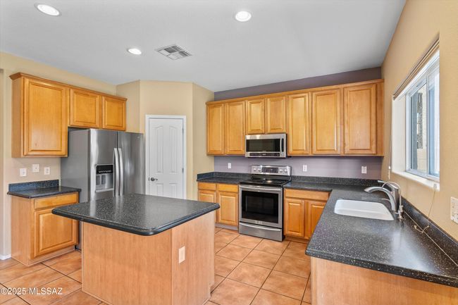 Kitchen | Image 20